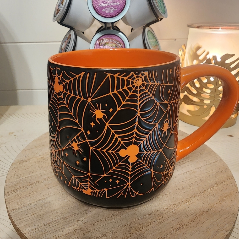 🎃  Disney Halloween Mug